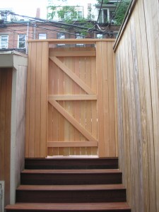 Custom Gate